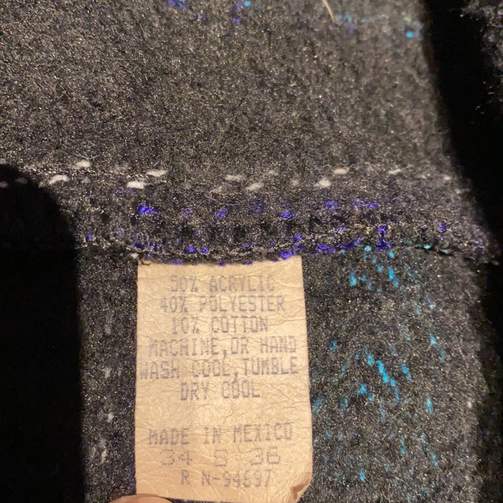 Pullover - Picture 2 of 4
